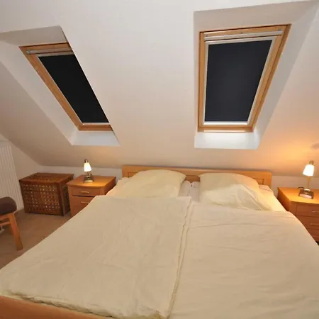 Nr 79 - Deichstraße Nähe Yachthafen Carolinensiel