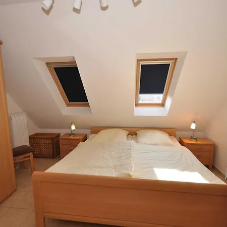 Nr 79 - Deichstraße Nähe Yachthafen Ferienhaus