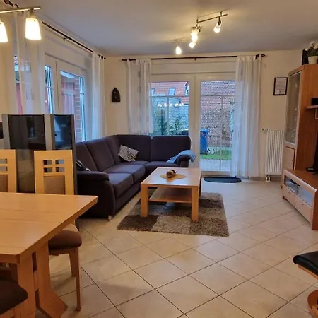 Nr 79 - Deichstraße Nähe Yachthafen *