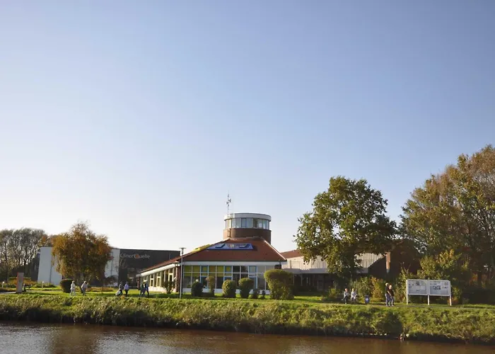 Nr 79 - Deichstrasse Naehe Yachthafen Nyaraló